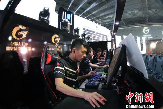 全球战力排行榜更新:EDG登顶,GEN.G、SEN紧随其后。-乐鱼电竞 全球战力排行榜更新:EDG登顶,GEN.G、SEN紧随其后。-乐鱼电竞